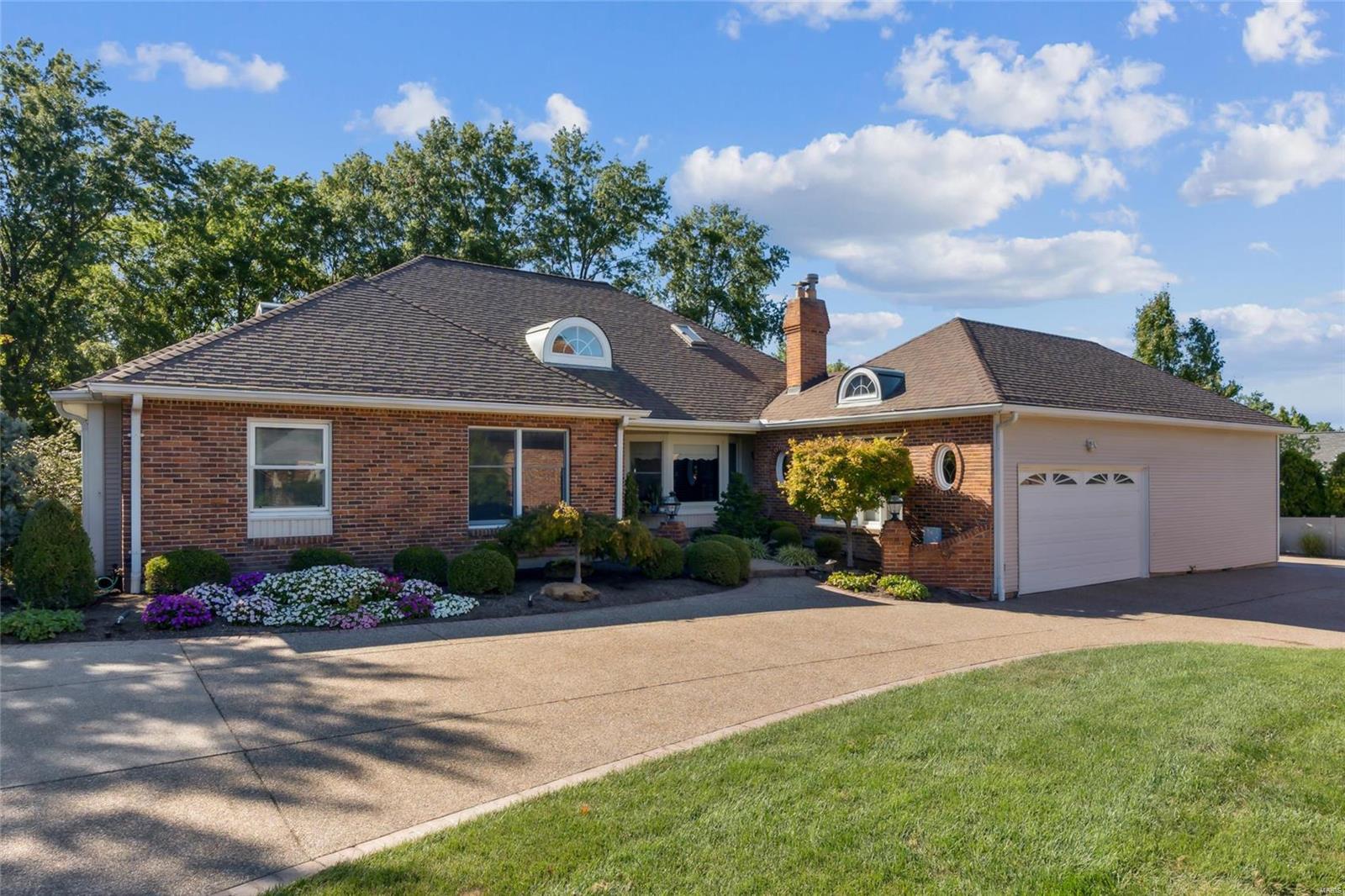 Pine Rise Dr, Chesterfield, MO 63017