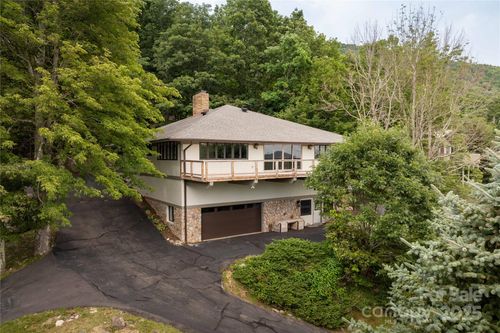 77-1648 Skyland Dr, Seven Devils, NC, 28604-8507 | Card Image
