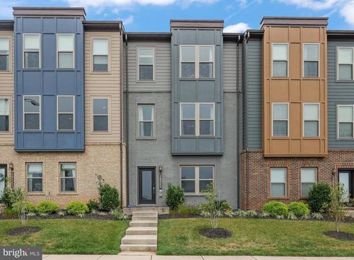 10569 Speiden Trl, Manassas, VA, 20110-7848 | Card Image