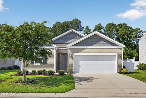 9708 Woodriff Cir, Leland, NC, 28451-4402 | Card Image