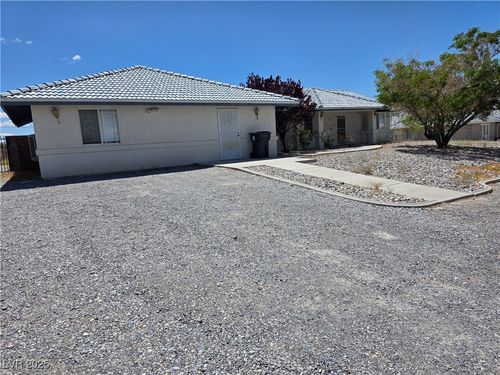3261 Winery Rd, Pahrump, NV, 89048-4845 | Card Image
