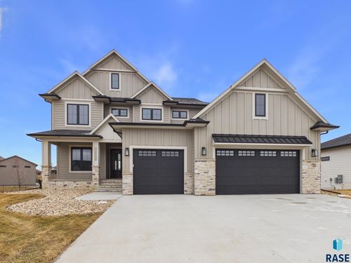 2408 S Galena Ct Court, Sioux Falls, SD, 57110 | Card Image