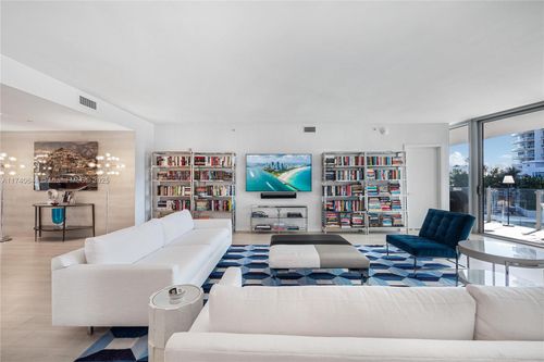 unit-304-1 Collins Ave, Miami Beach, FL, 33139-7483 | Card Image