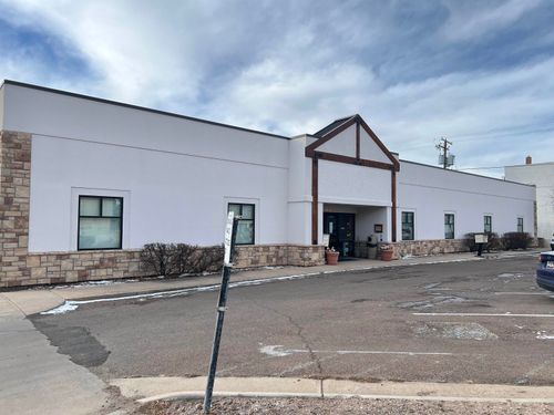 320 E Grand Ave, LARAMIE, WY, 82070-3712 | Card Image