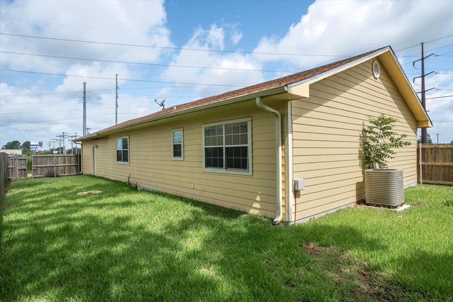 1118 E Goode St, House other with 4 bedrooms, 3 bathrooms and null parking in Quitman TX | Image 23
