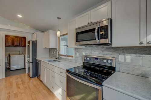 14334 Upper 56th St N, Stillwater, MN, 55082-6442 | Card Image