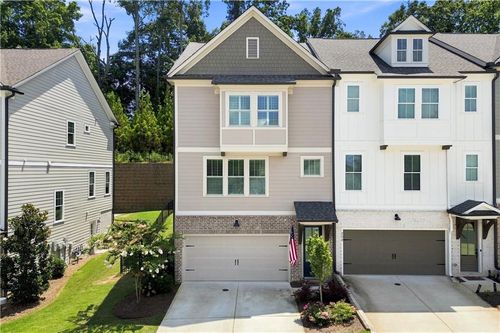 252 Retreat Ln, Canton, GA, 30114-3207 | Card Image