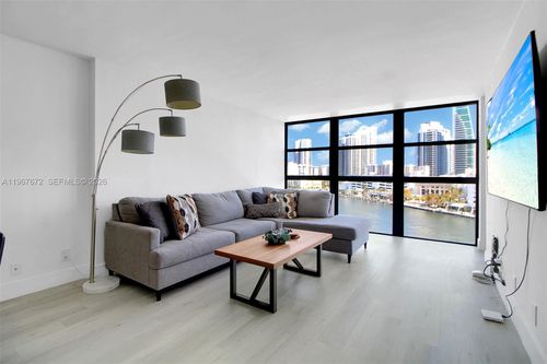 apt-917-200 Leslie Dr, Hallandale Beach, FL, 33009-7318 | Card Image