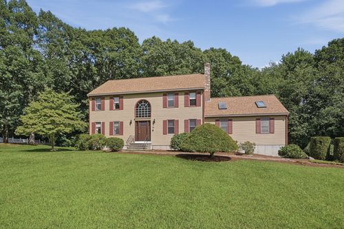 19 Jencks Rd, Milford, MA, 01757-3675 | Card Image