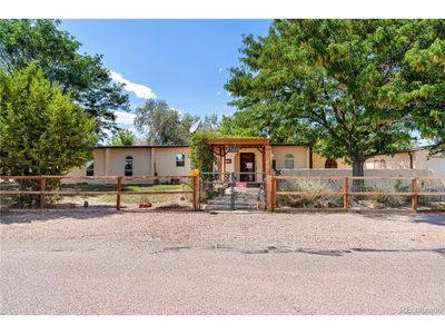 725 S David Dr, House other with 3 bedrooms, 2 bathrooms and null parking in Pueblo CO | Image 2