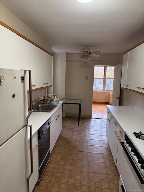 4j-211-40 18th Avenue, New York, NY, 11360 | Card Image