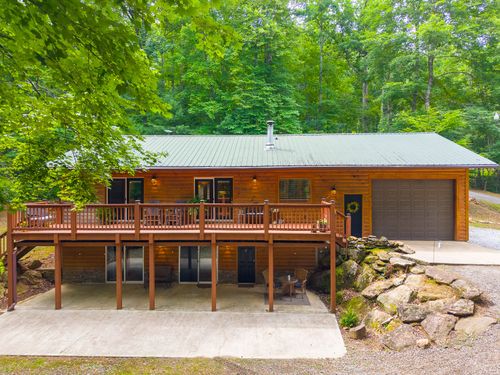 231 Cedar Creek Farm Rd, Tuckasegee, NC, 28783-9674 | Card Image