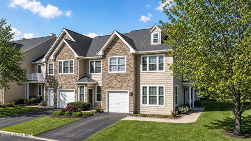 19 Amber Dr, Old Bridge, NJ, 08857-3587 | Card Image