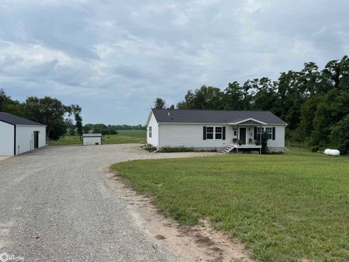 17895 145th St, Columbus Junction, IA, 52738-9235 | Card Image