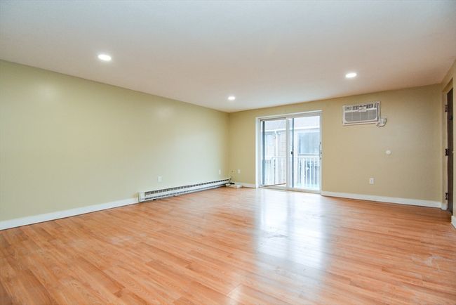UNIT-1221 - 1186 Worcester Rd, Condo with 1 bedrooms, 1 bathrooms and 2 parking in Framingham MA | Image 6