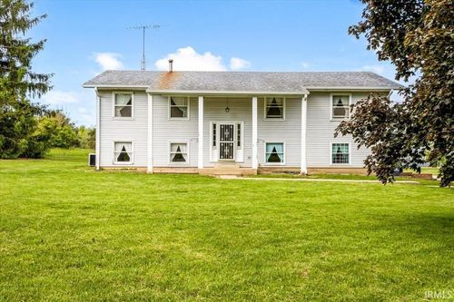 8613 N Buck Creek Pike, Mooreland, IN, 47360-9772 | Card Image