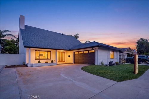 10091 Edye Dr, Huntington Beach, CA, 92646-5442 | Card Image