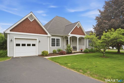 174-174 Thistle Pond Dr, Bloomfield, CT, 06002-1691 | Card Image