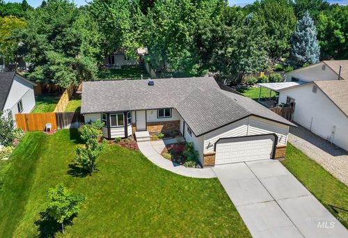 11660 W Ginger Creek Dr, Boise, ID, 83713-3653 | Card Image