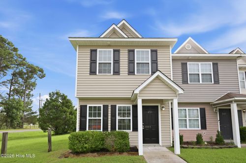 1-201 Lanieve Ct, Hubert, NC, 28539-3483 | Card Image