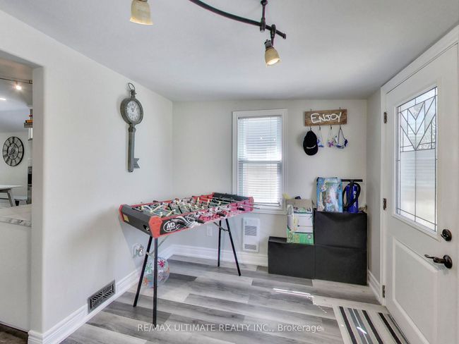 774 Jacksonville Rd, House other with 3 bedrooms, 2 bathrooms and 12 parking in Willow Beach ON | Image 13