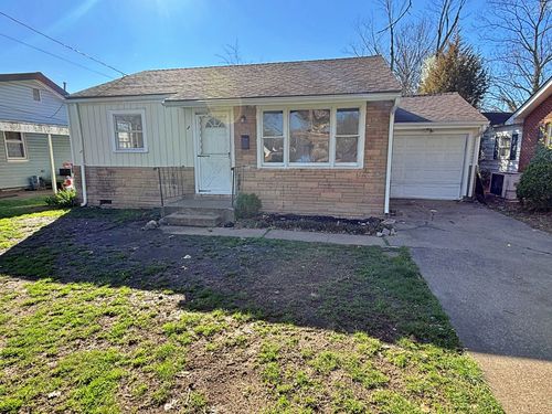 1611 Ferry St, Metropolis, IL, 62960-1227 | Card Image