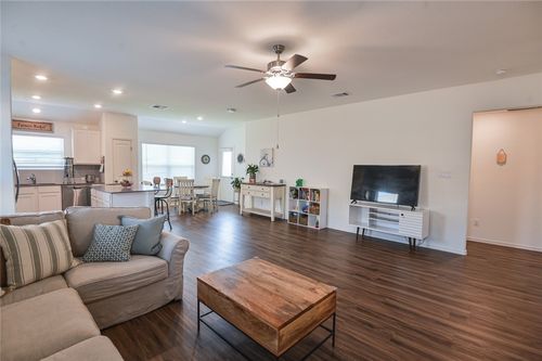1108 Nokota Bnd, Georgetown, TX, 78626-3808 | Card Image