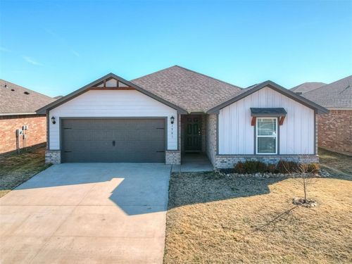 1701 Maroon Drive, El Reno, OK, 73036 | Card Image