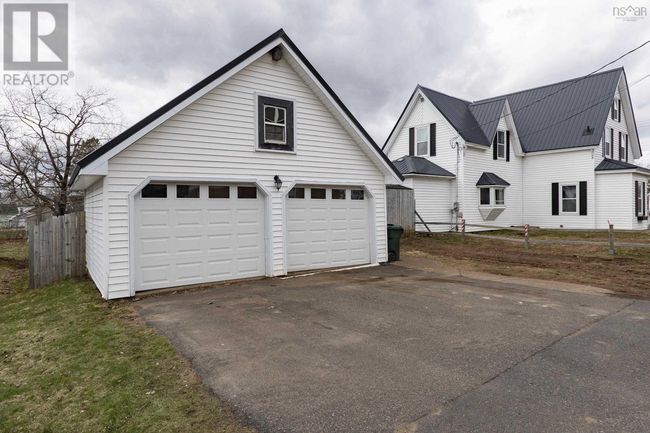 85 Church St, House other with 4 bedrooms, 2 bathrooms and null parking in Springhill NS | Image 5