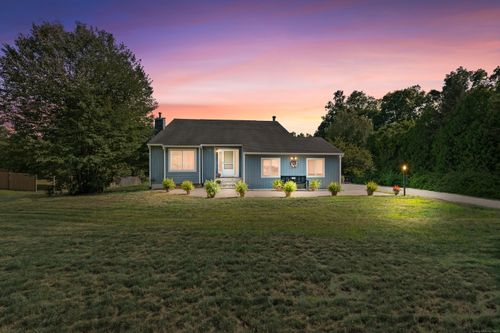 67 Adams Rd, Bloomfield, CT, 06002-1133 | Card Image