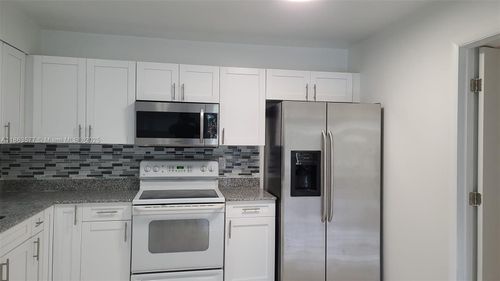 720-720 Sw 7th St, Hallandale Beach, FL, 33009 | Card Image
