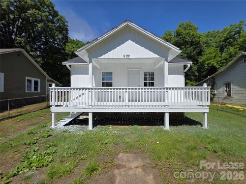 922 S Meeting St, Statesville, NC, 28677-6654 | Card Image