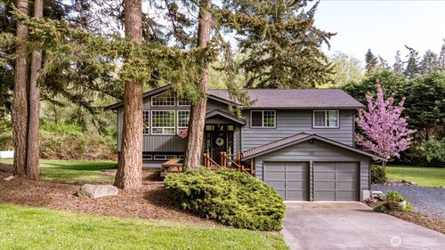32 Ponderosa Dr, Oak Harbor, WA, 98277-9491 | Card Image