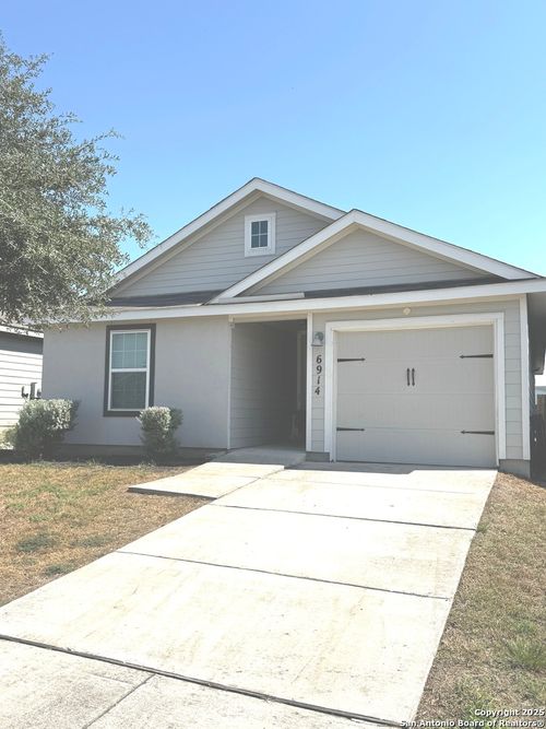 6914 Cozy Run, San Antonio, TX, 78218-4481 | Card Image