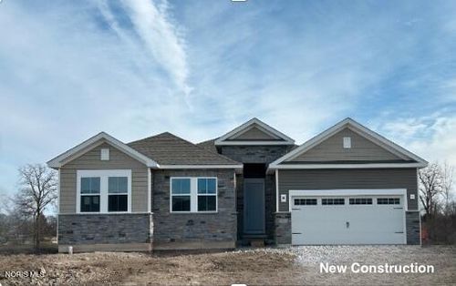 9228 Mile View Ct, Sylvania, OH, 43560-8640 | Card Image