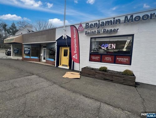 203-201-203 Kinderkamack Rd, Emerson, NJ, 07630-1813 | Card Image