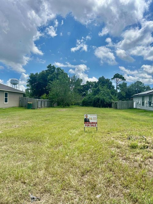 2024 Rosalee St, La Marque, TX, 77568-3754 | Card Image
