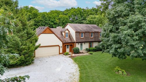 20556 Overdorf Rd, Noblesville, IN, 46062-8831 | Card Image