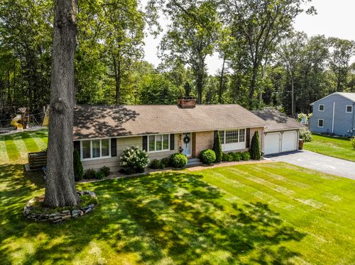 36 Soundridge Rd, Shelton, CT, 06484-5438 | Card Image