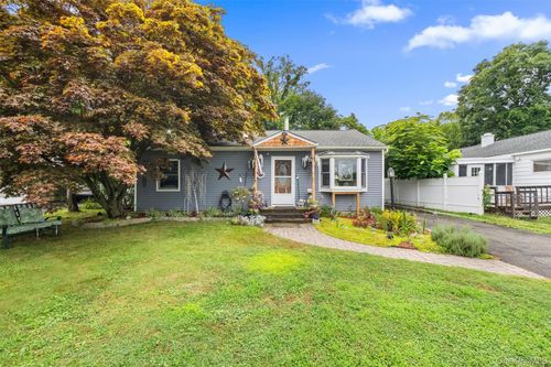 17 Perry Rd, Cornwall, NY, 12518-1326 | Card Image