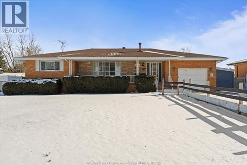51 Fryer Street, Amherstburg, ON, N9V2L5 | Card Image