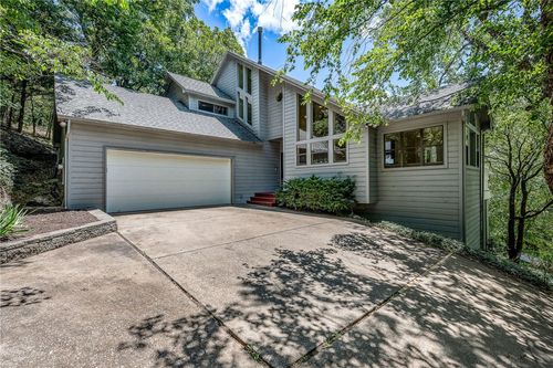 2855 E Hyland Park Rd, Fayetteville, AR, 72701-3818 | Card Image
