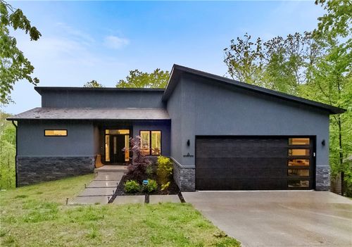 6 Upton Ln, Bella Vista, AR, 72714-2126 | Card Image