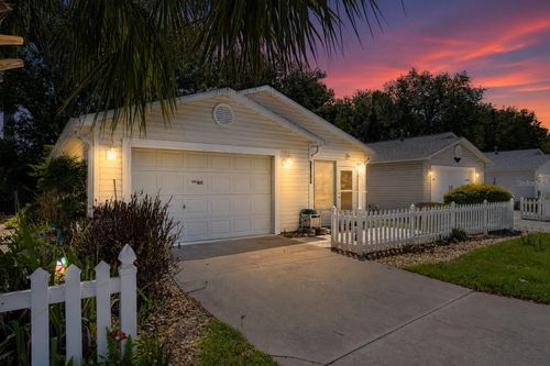 17263 Se 93rd Demoss Ct, The Villages, FL, 32162-1800 | Card Image
