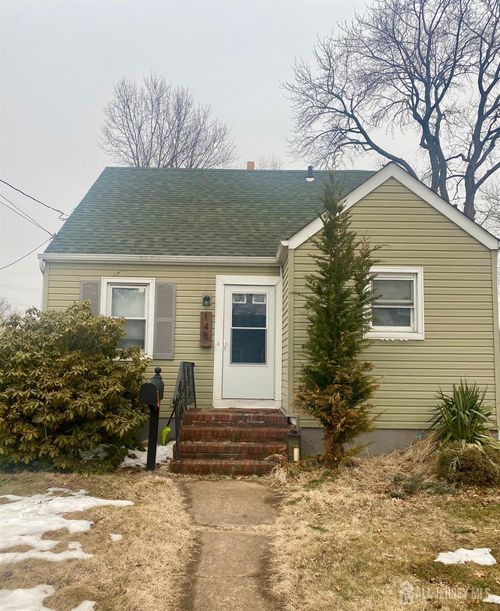 148 Bucknell Ave, Woodbridge, NJ, 07095-3604 | Card Image