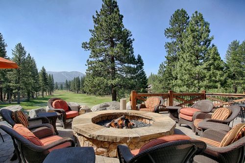 f20-30-12202 Lookout Loop, Truckee, CA, 96161-4528 | Card Image