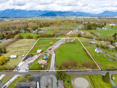 43275 Lumsden Rd, House other with 3 bedrooms, 2 bathrooms and 10 parking in Chilliwack BC | Image 2