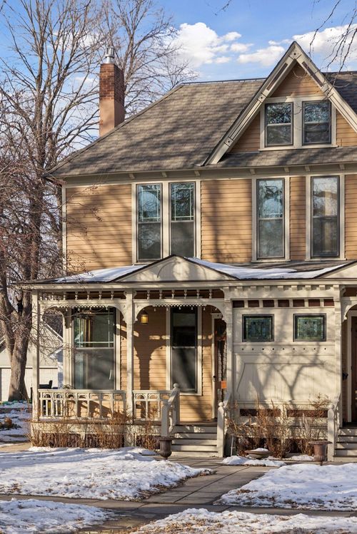 417 Holly Ave, Saint Paul, MN, 55102-2203 | Card Image