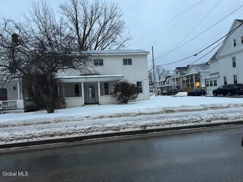 20 River St, Hoosick Falls, NY, 12090-1815 | Card Image
