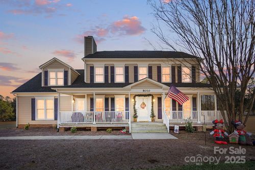 8010 Silver Maple Ln, Mint Hill, NC, 28227-7625 | Card Image